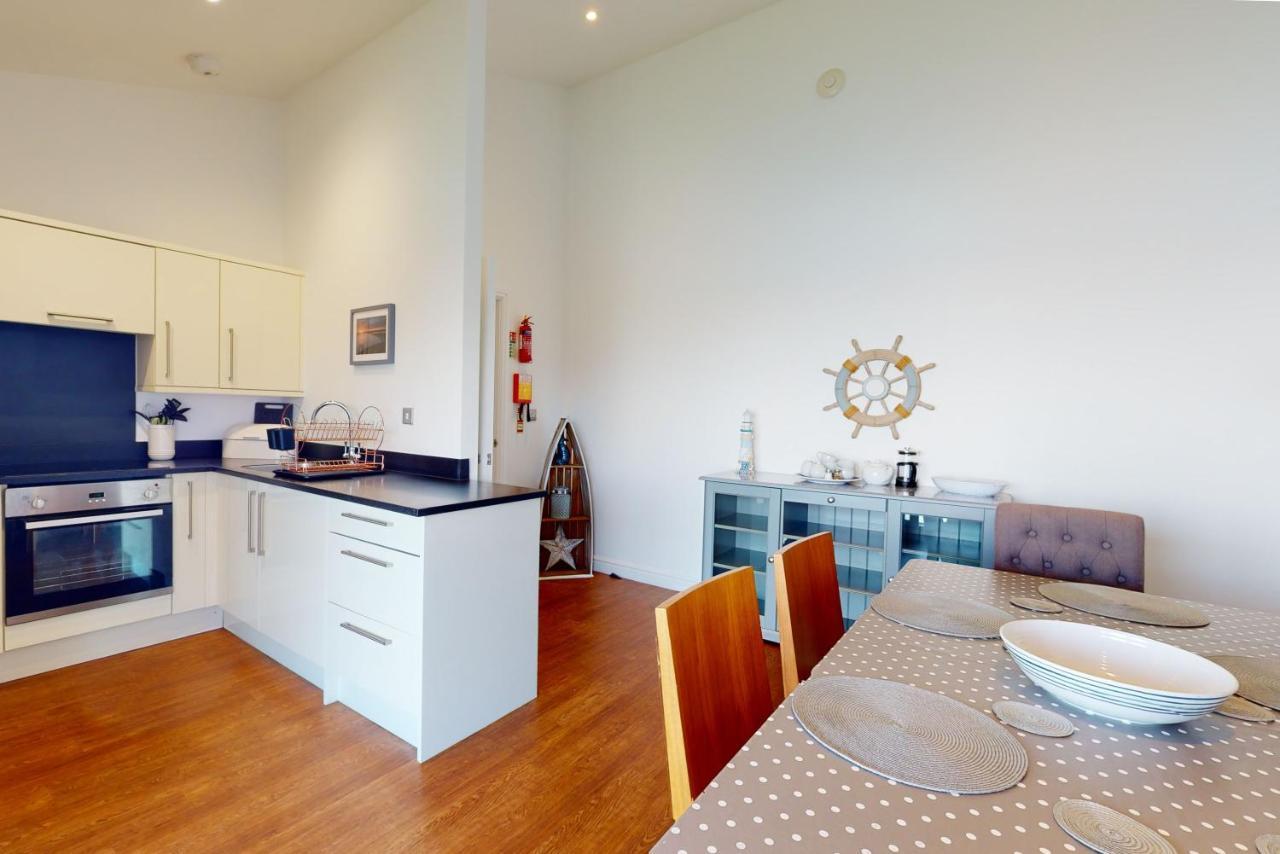Crabbers' Wharf Aparthotel Portland Luaran gambar