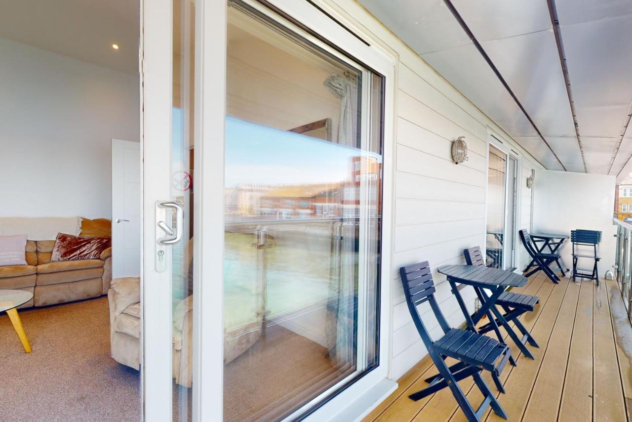Crabbers' Wharf Aparthotel Portland Luaran gambar