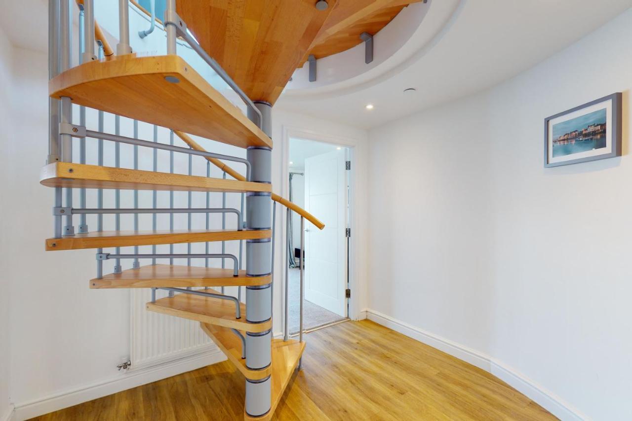 Crabbers' Wharf Aparthotel Portland Luaran gambar